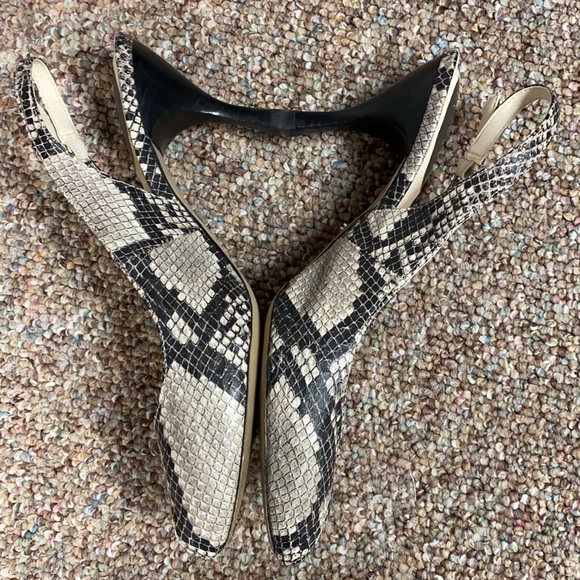 Nickels Snakeskin Print Heels size 10 3.5” heels - Picture 3 of 11